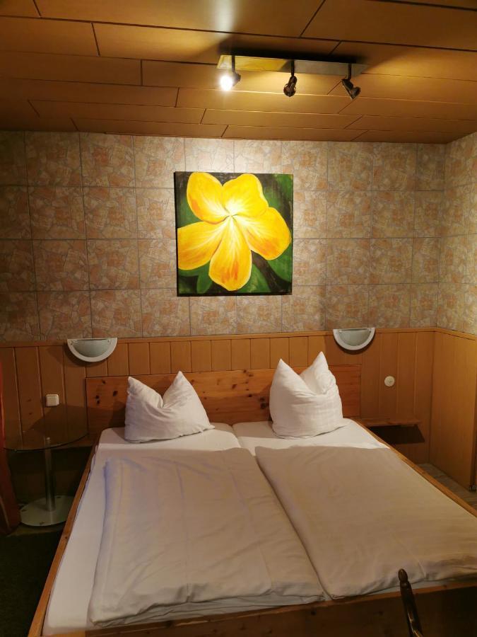 See Lord Hotel Kaiserslautern Bagian luar foto