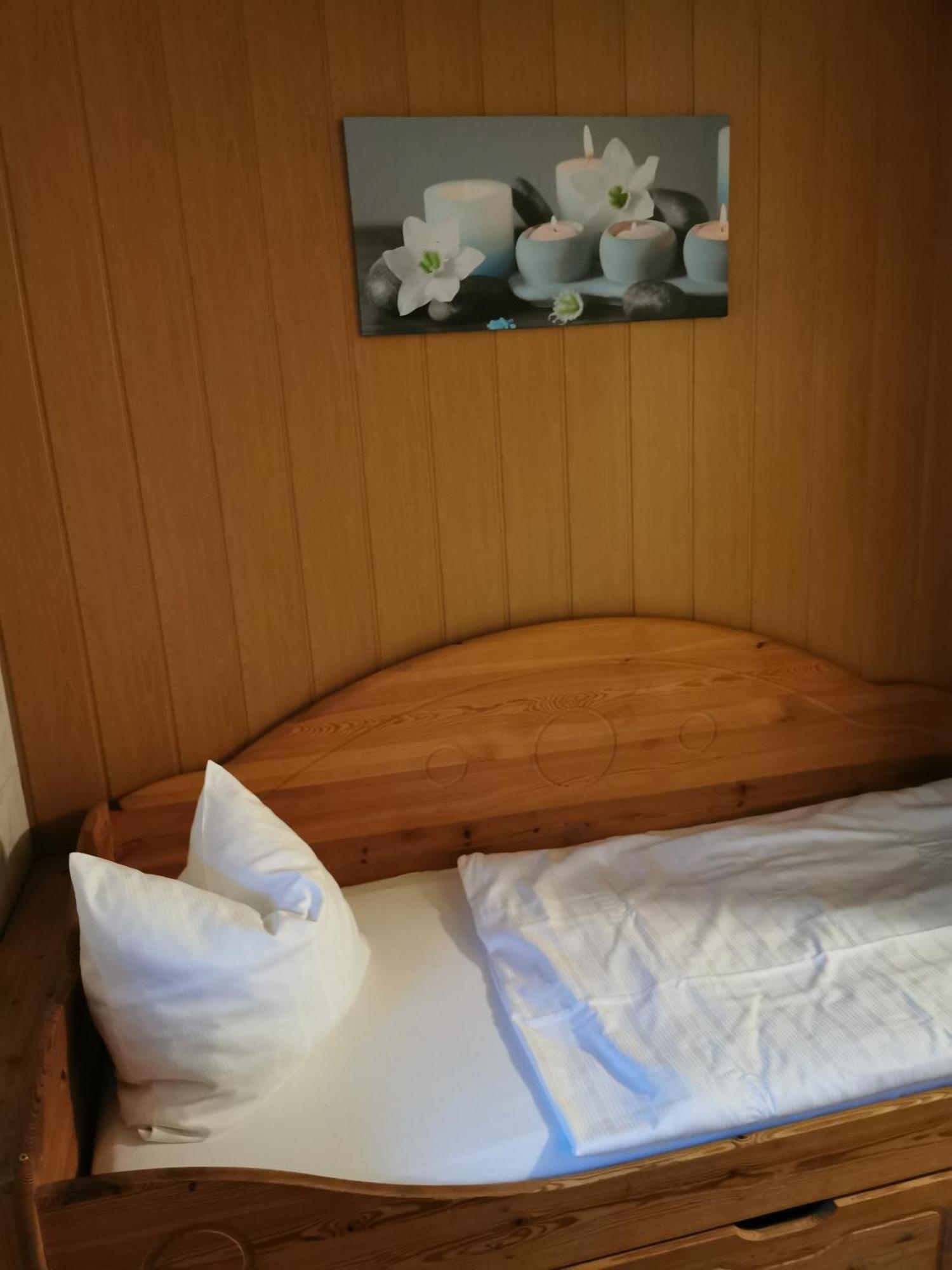 See Lord Hotel Kaiserslautern Ruang foto