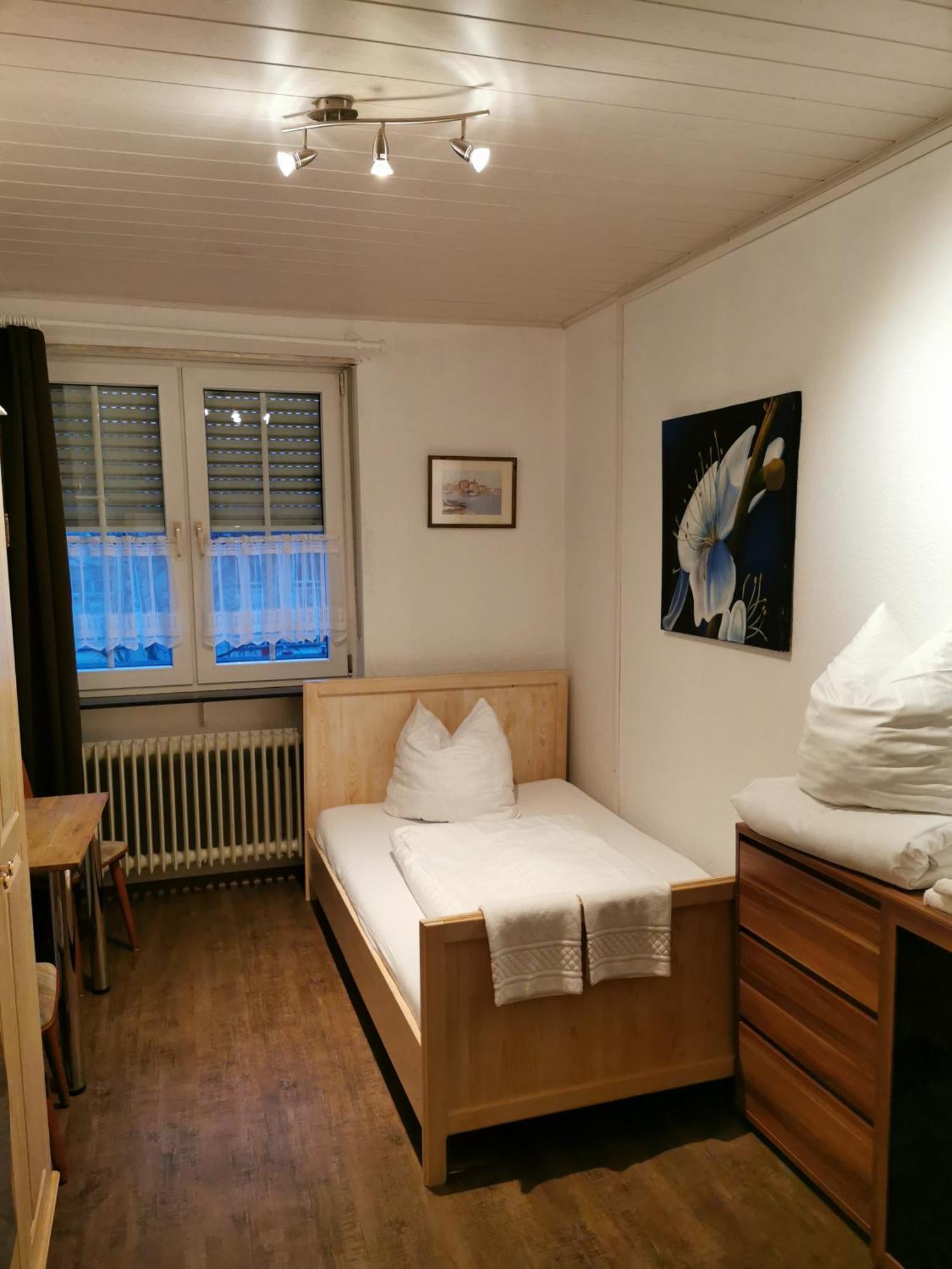 See Lord Hotel Kaiserslautern Ruang foto