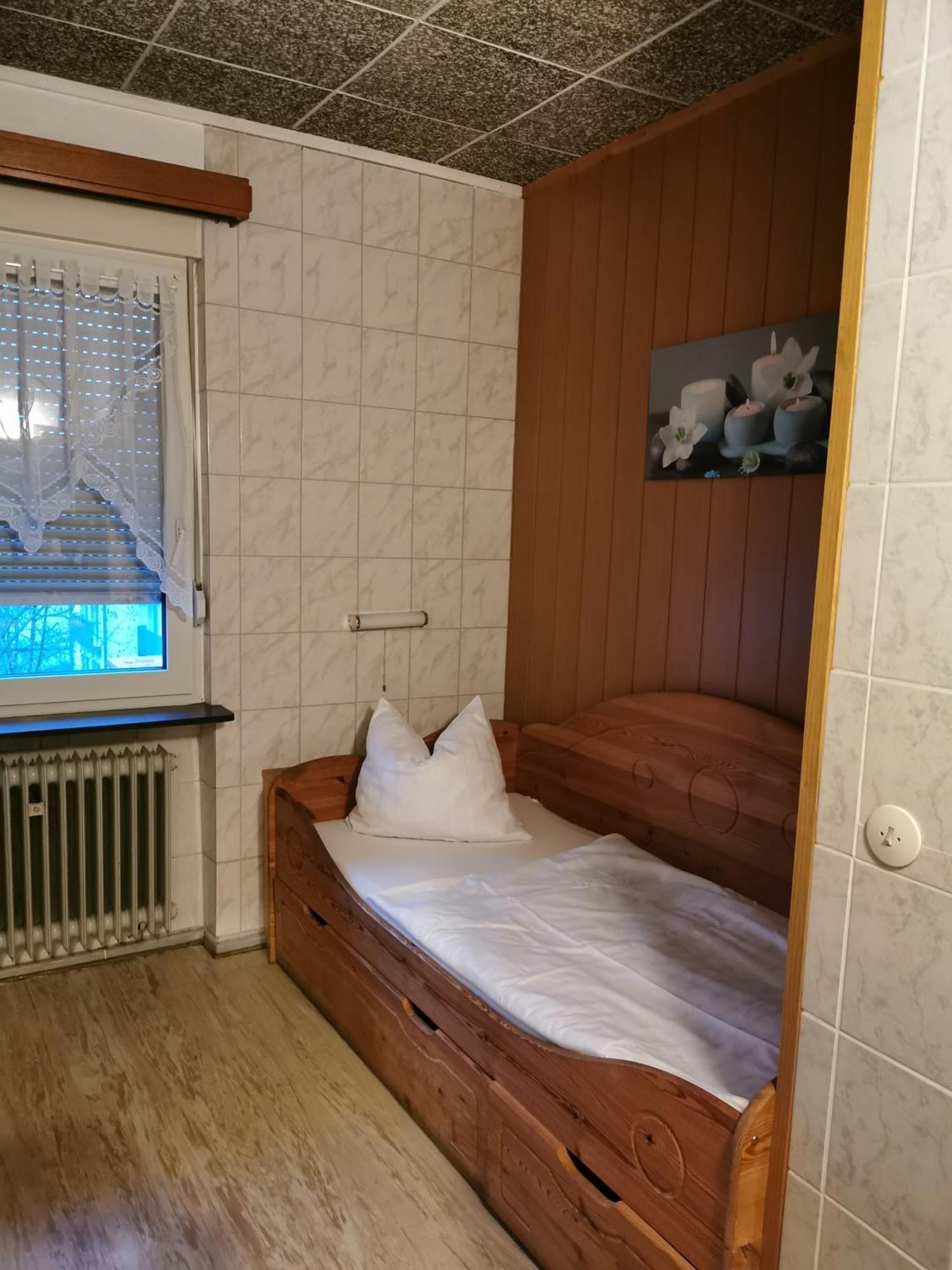 See Lord Hotel Kaiserslautern Ruang foto